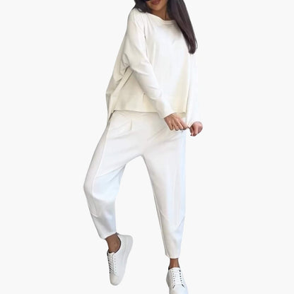 Juul | Comfortable two-piece set