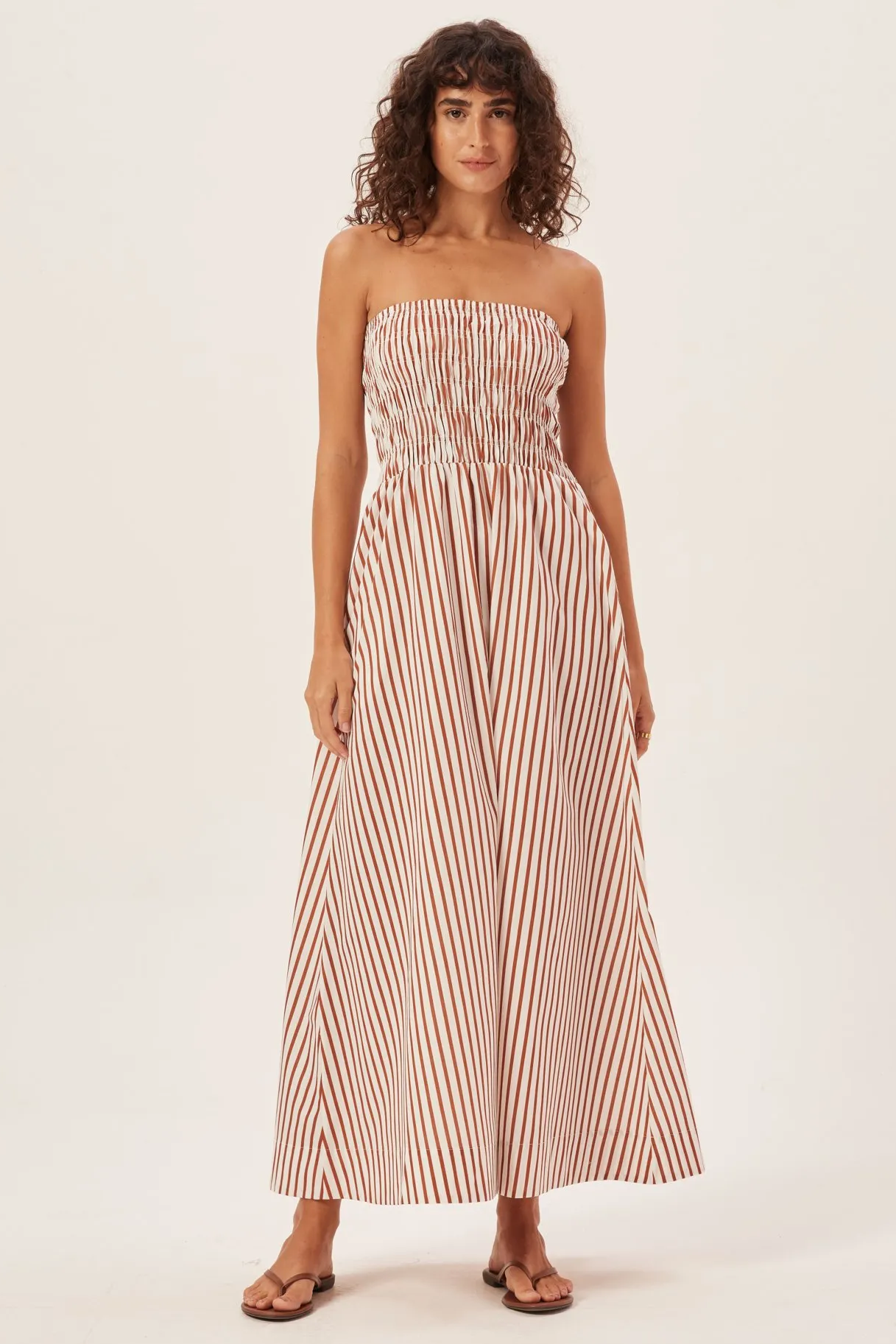 Maud gesmokte streep tube maxi dress