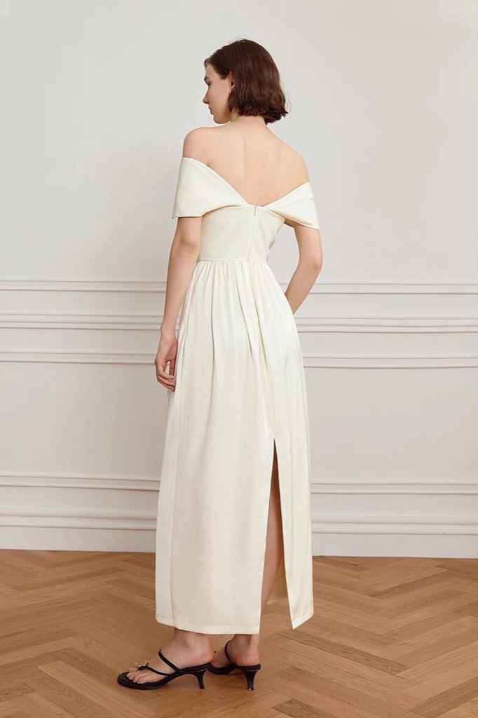 Off Shoulder Curve Maxi-jurk in crème