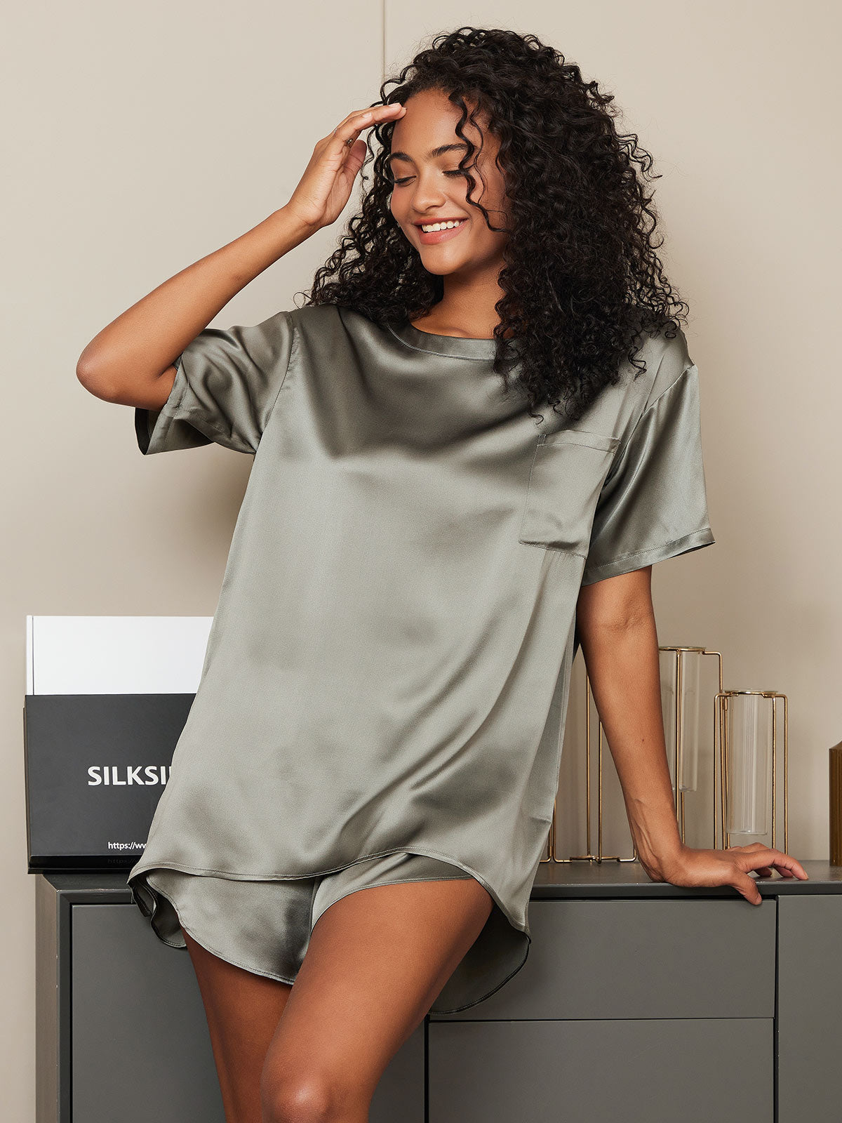 Dames Zijde Oversized T-Shirt Korte Pyjama Set