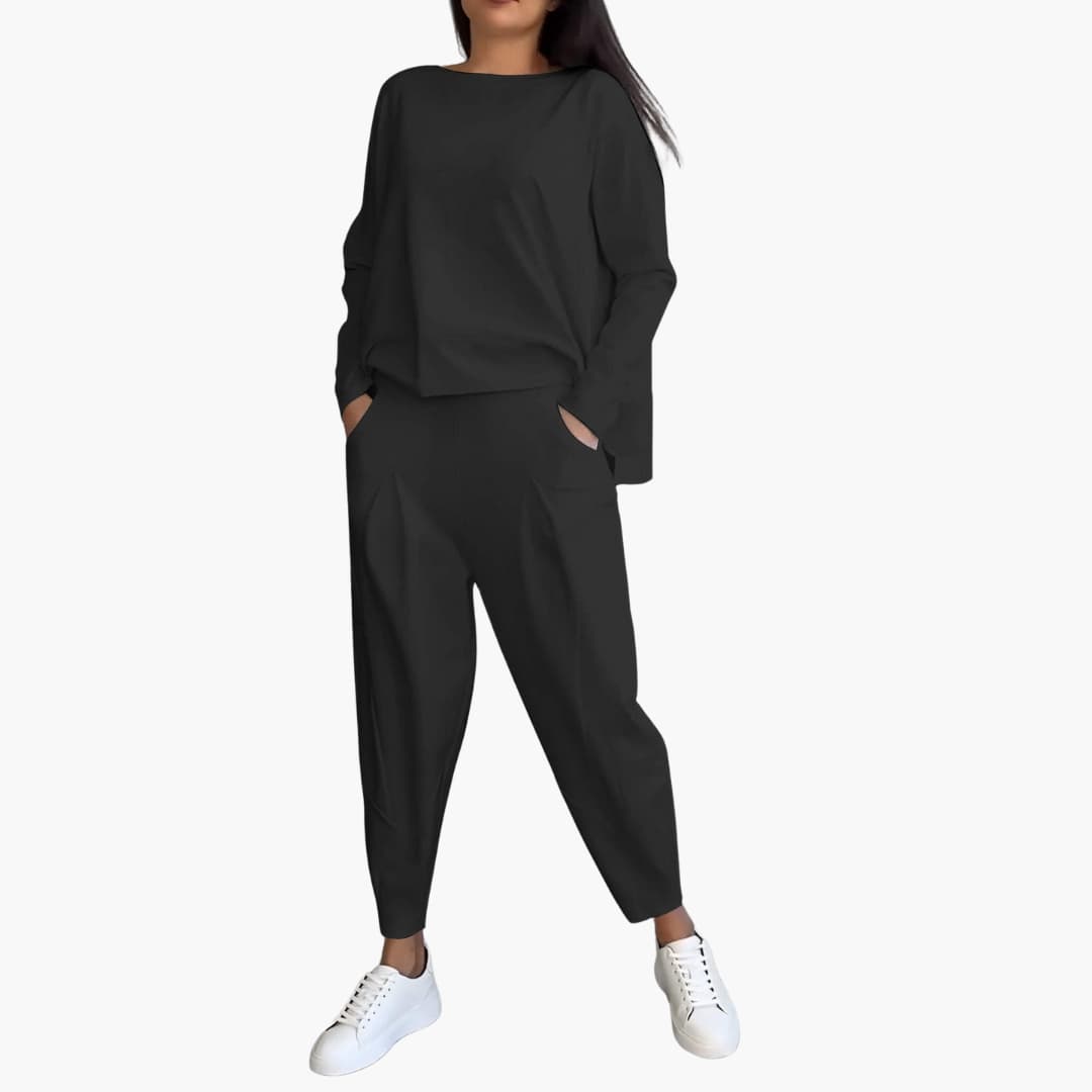 Juul | Comfortable two-piece set