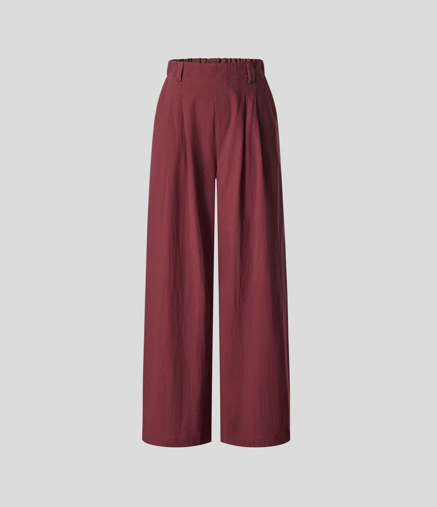 Pleated, flowing palazzo pants with a linen feel, side pockets, and wide legs.