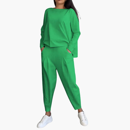 Juul | Comfortable two-piece set