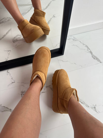 Colinda Camel boots