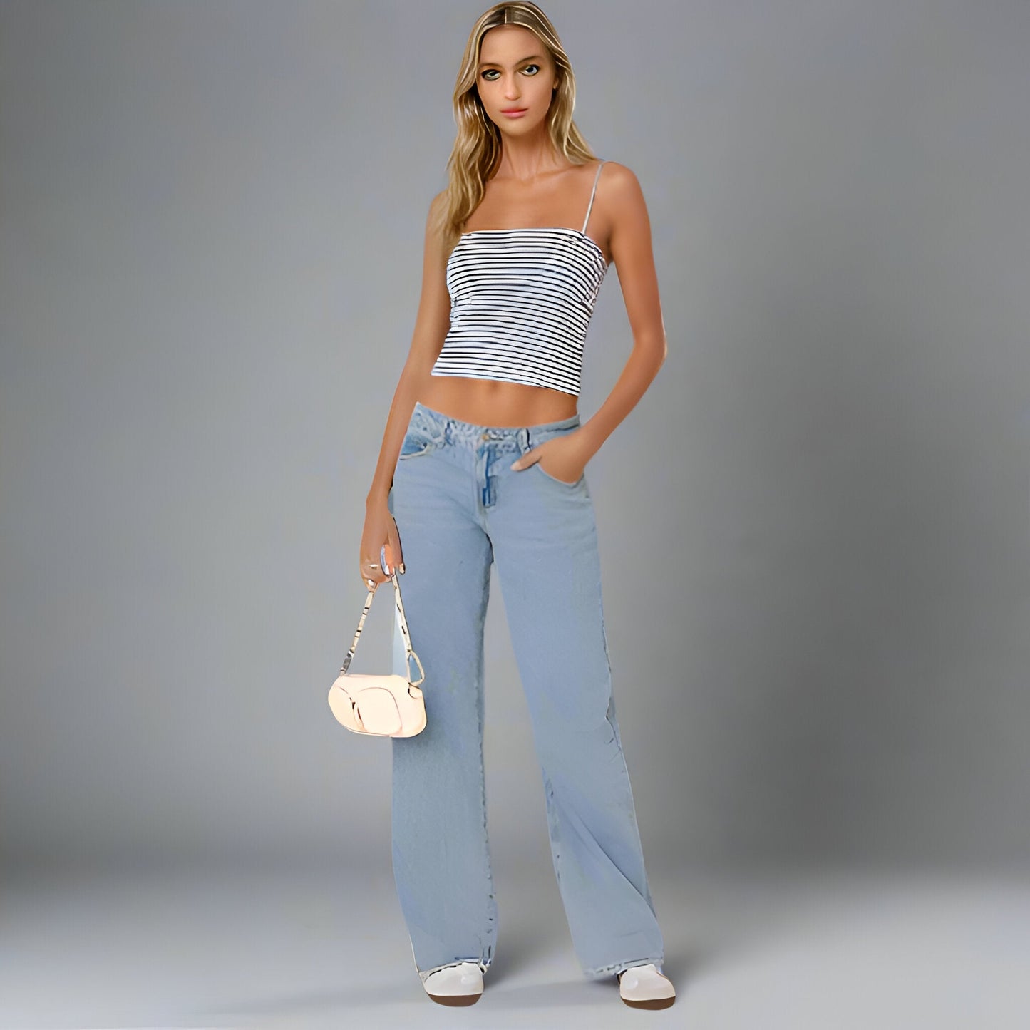 SARA™ | LOW-RISE JEANS