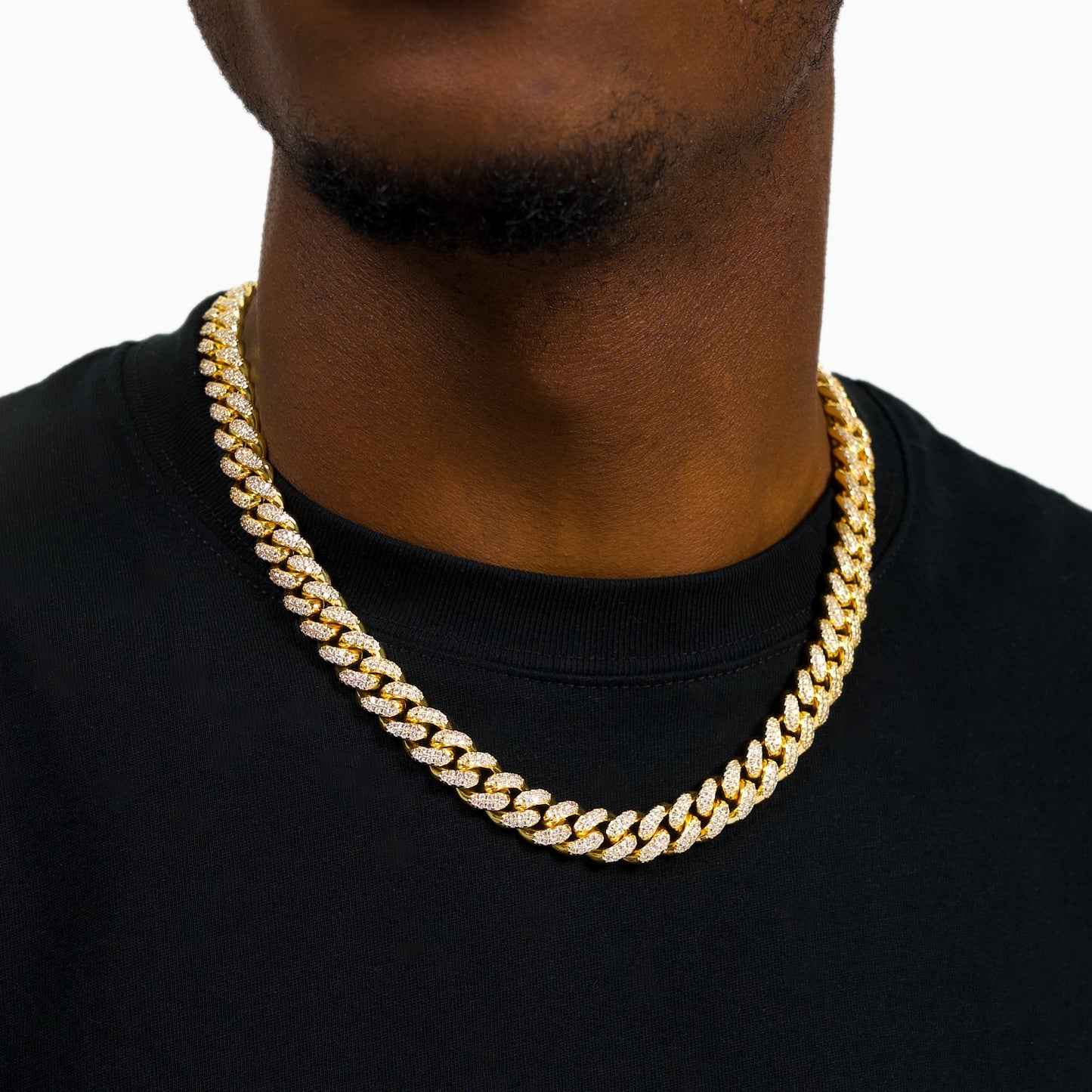 Iced Cuban link chain 12 mm gold